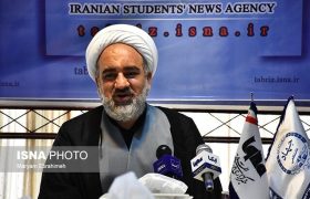 خبرنگاران با نقد منصفانه به مسئولان کمک کنند